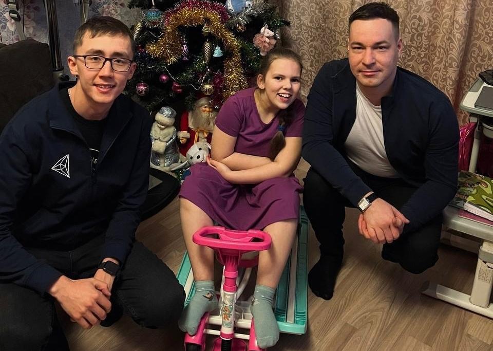 Продолжаем дарить радость детям.